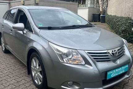 Toyota Avensis 170.000 km 7.250 &euro; Düsseldorf 40589