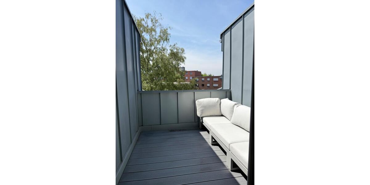 Dachgeschoßwohnung Mönchengladbach Nord - 3 Zimmer, 91 m&sup2;, 950&euro; | Angebot:27541089