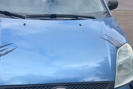 Ford Fiesta 258.000 km 1.200 &euro; Düsseldorf 40599
