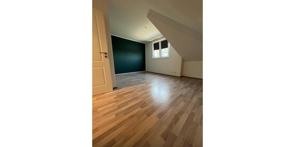 Maisonettenwohnung Moers - 3 Zimmer, 82 m&sup2;, 289.000&euro; | Angebot:27446896