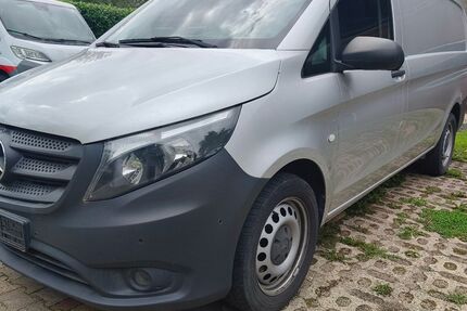 Mercedes-Benz Vito 318.550 km 10.490 &euro; Leverkusen 51381