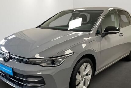 VW Golf 12.390 km 31.490 &euro; Düsseldorf 40233