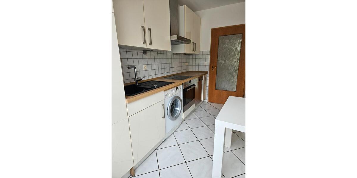 Etagenwohnung Düsseldorf Niederkassel - 3.5 Zimmer, 85 m&sup2;, 450.000&euro; | Angebot:27531555