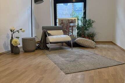 Wohnung Düsseldorf - 2 Zimmer, 51 m&sup2;, 289.000&euro; | Angebot:27382543