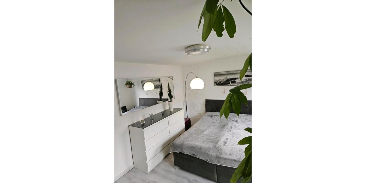 Erdgeschoßwohnung Jüchen - 3 Zimmer, 90 m&sup2;, 1.600&euro; | Angebot:27553895