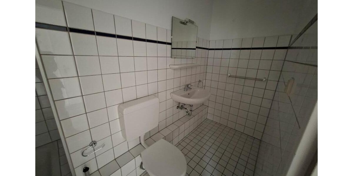 Etagenwohnung Velbert - 1 Zimmer, 36 m&sup2;, 380&euro; | Angebot:27552051