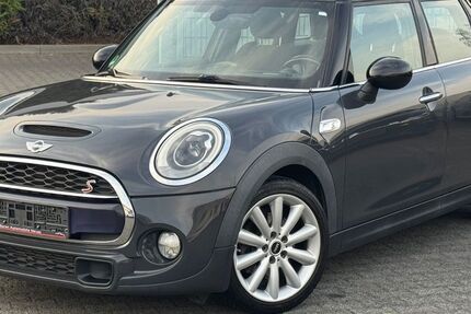 Mini Cooper SD 154.000 km 7.999 &euro; Neuss-Norf 41469