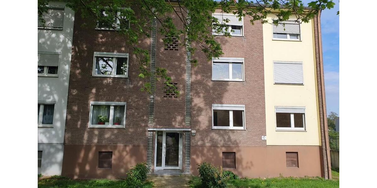 Etagenwohnung Mönchengladbach Ost - 4 Zimmer, 76 m&sup2;, 129.000&euro; | Angebot:27513356