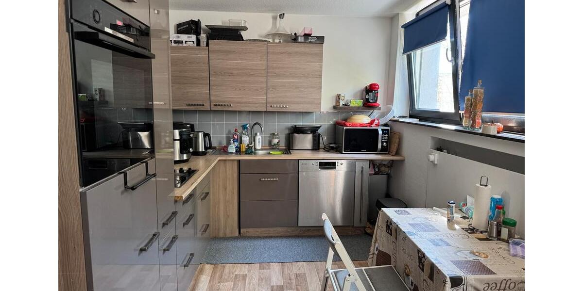 Etagenwohnung Neuss - 3 Zimmer, 98 m&sup2;, 1.450&euro; | Angebot:27549550