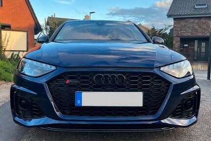 Audi RS4 38.000 km 59.900 &euro; Mönchengladbach 40166