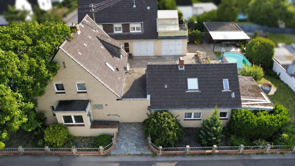 Einfamilienhaus Pulheim - 8 Zimmer, 194 m&sup2;, 849.000&euro; | Angebot:27500408