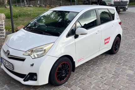 Toyota Verso-S 175.000 km 6.500 &euro; Solingen 42659