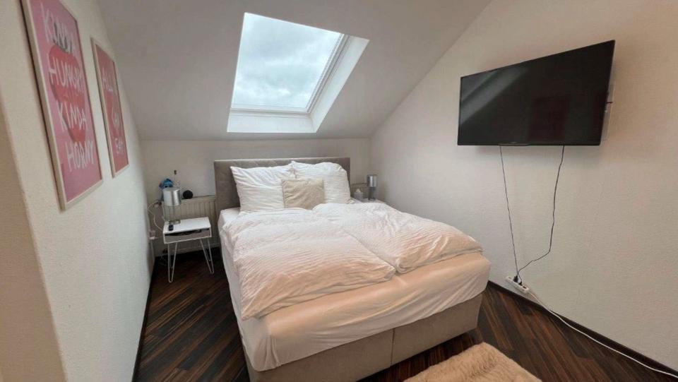 Dachgeschoßwohnung Mönchengladbach - 2 Zimmer, 51 m&sup2;, 750&euro; | Angebot:27547811
