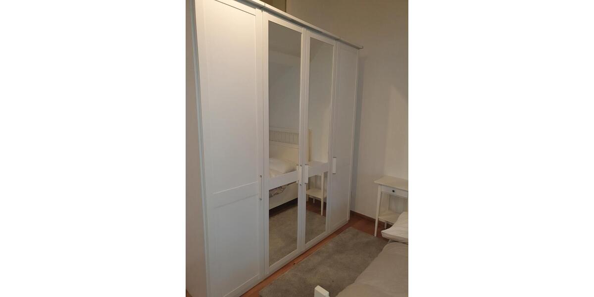 Dachgeschoßwohnung Krefeld - 1 Zimmer, 65 m&sup2;, 900&euro; | Angebot:27535152