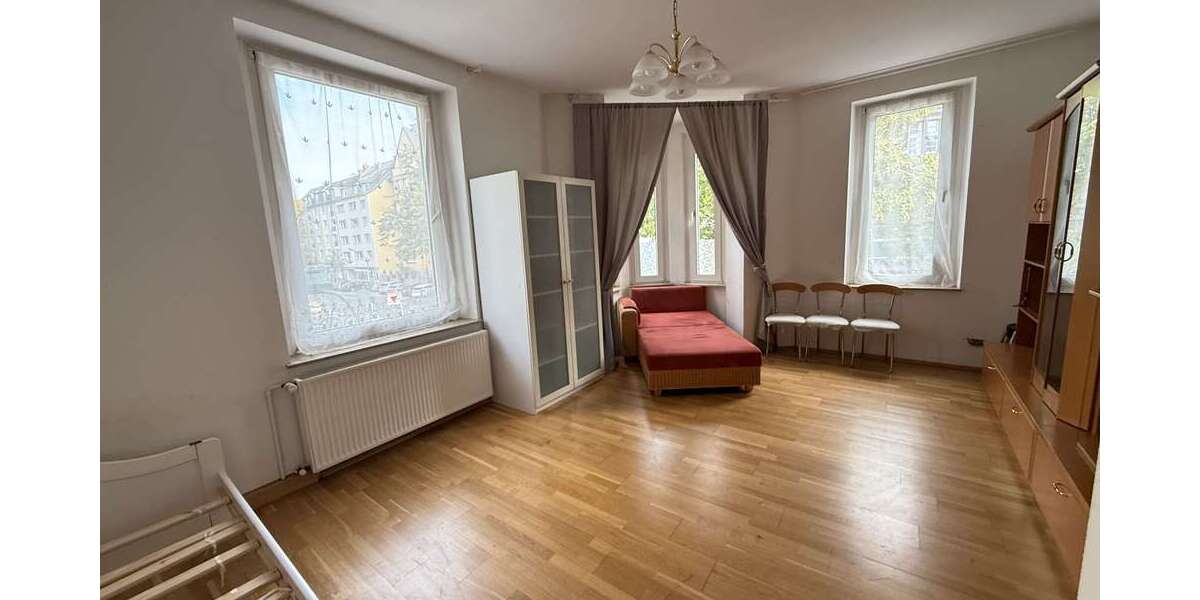 Etagenwohnung Düsseldorf Derendorf - 2 Zimmer, 66 m&sup2;, 1.100&euro; | Angebot:27497472
