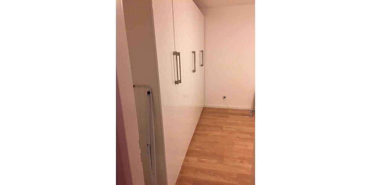 Etagenwohnung Düsseldorf Pempelfort - 2 Zimmer, 50 m&sup2;, 950&euro; | Angebot:27549335
