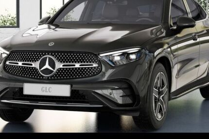 Mercedes-Benz GLC 300 9.900 km 66.990 &euro; Düsseldorf 40470