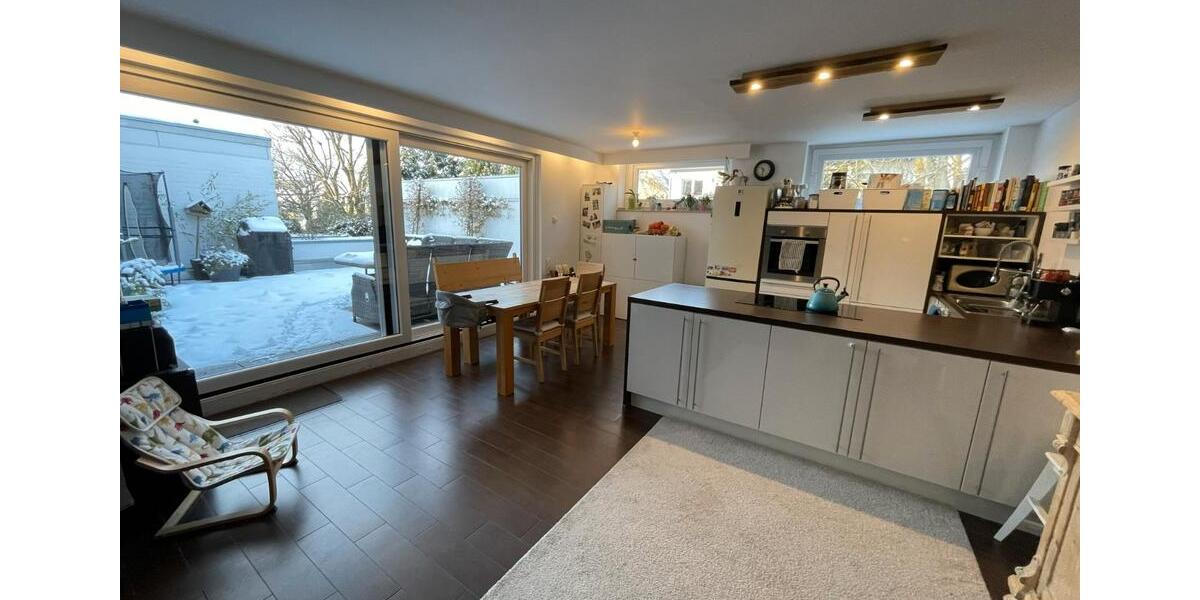 Terrassenwohnung Düsseldorf Stadtbezirk 8 - 4 Zimmer, 121 m&sup2;, 408.000&euro; | Angebot:27514304