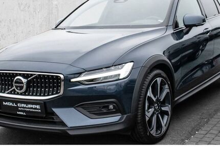 Volvo V60 Cross Country 26.148 km 37.440 &euro; Düsseldorf 40474