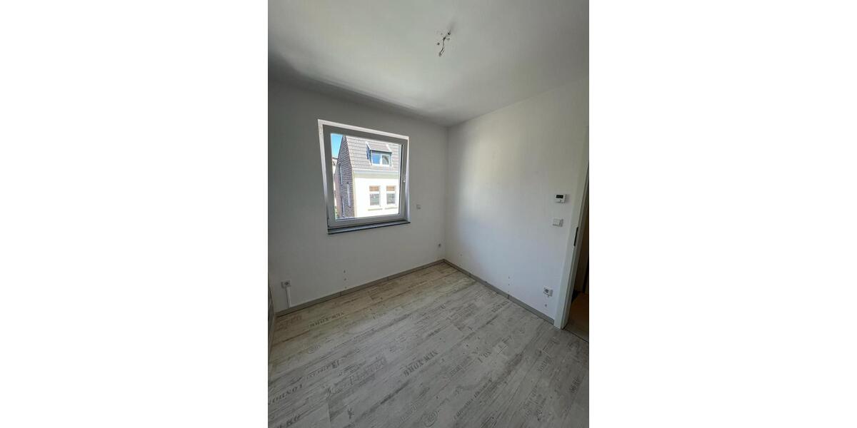 Maisonettenwohnung Moers - 3 Zimmer, 82 m&sup2;, 289.000&euro; | Angebot:27446896