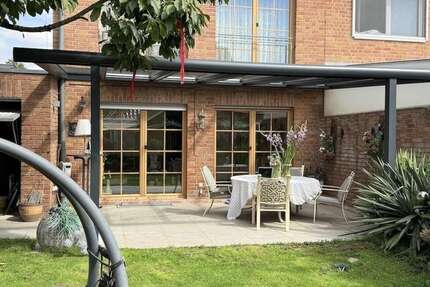 Haus Krefeld / Schicksbaum Schicksbaum - 5 Zimmer, 135 m&sup2;, 2.400&euro; | Angebot:27511845