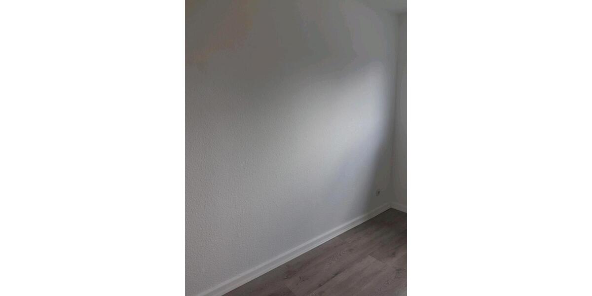 Dachgeschoßwohnung Mülheim an der Ruhr Broich - 2 Zimmer, 52 m&sup2;, 700&euro; | Angebot:27539265