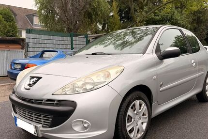 Peugeot 206 143.000 km 3.100 &euro; Ratingen 40880