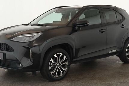 Toyota Yaris Cross 25.000 km 23.684 &euro; Düsseldorf 40233