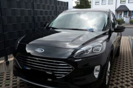 Ford Kuga 25.500 km 26.900 &euro; Leverkusen 51381