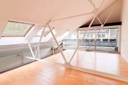 Wohnung Düsseldorf - 3 Zimmer, 140 m&sup2;, 359.000&euro; | Angebot:27501799