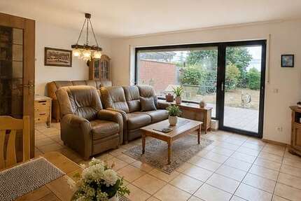 Haus Duisburg Rheinhausen - 5 Zimmer, 146 m&sup2;, 355.000&euro; | Angebot:27404962