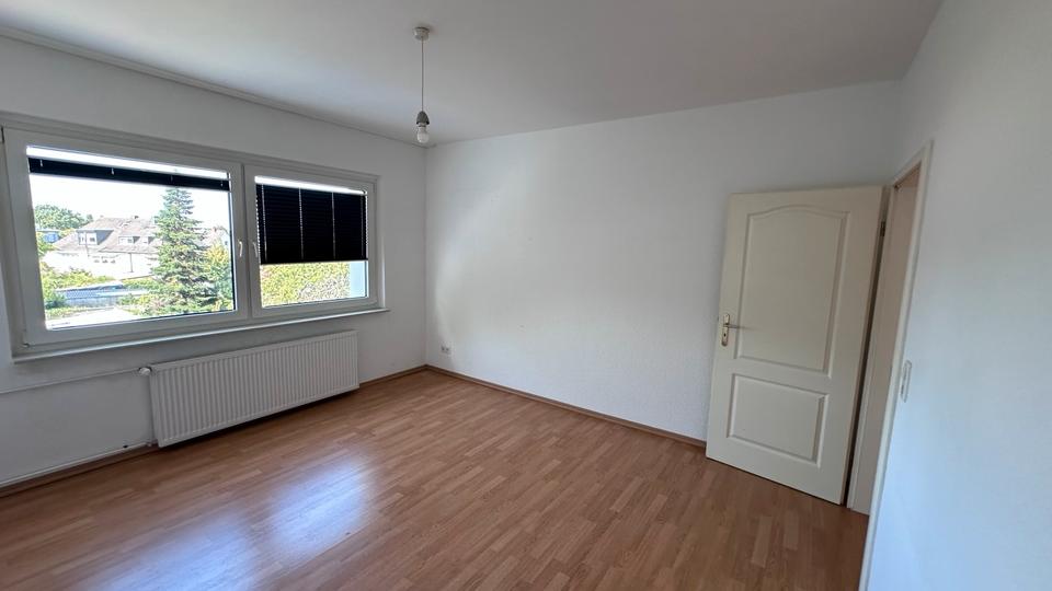 Etagenwohnung Düsseldorf Stadtbezirk 9 - 3 Zimmer, 80 m&sup2;, 1.250&euro; | Angebot:27554909