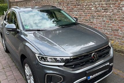 VW T-Roc 29.950 km 26.300 &euro; Düsseldorf 40489