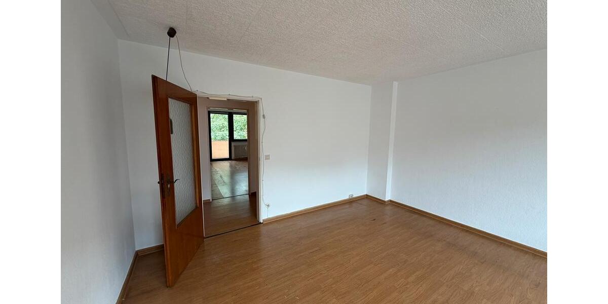 Etagenwohnung Duisburg Duisburg-Mitte - 2 Zimmer, 65 m&sup2;, 710&euro; | Angebot:27536548