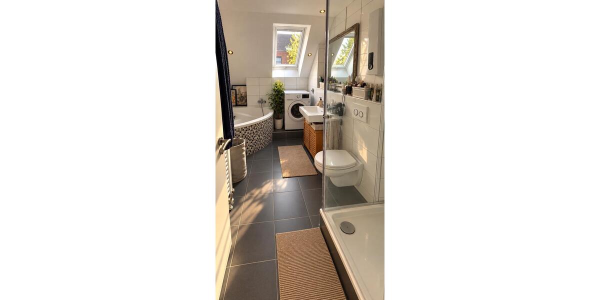 Dachgeschoßwohnung Mönchengladbach Nord - 3 Zimmer, 98 m&sup2;, 269.000&euro; | Angebot:27496405