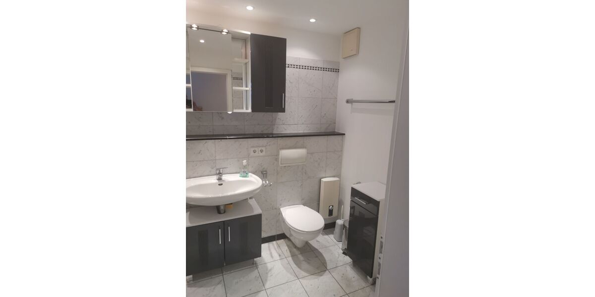Provisionsfrei* 2 Zimmer-Wohnung mit TG Stellplatz in Düsseldorf-Gerresheim dierekt vom Eigentümer ohne Makler! - Etagenwohnung Düsseldorf Gerresheim | Angebot:27496031