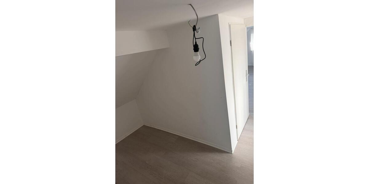 Dachgeschoßwohnung Kempen - 2 Zimmer, 68 m&sup2;, 800&euro; | Angebot:27567649