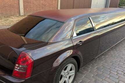 Chrysler 300C 126.006 km 17.999 &euro; Duisburg 47269