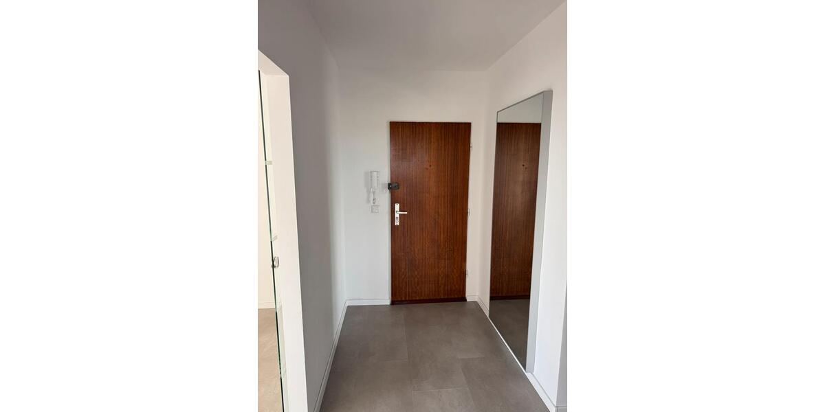 Etagenwohnung Monheim am Rhein - 3 Zimmer, 78 m&sup2;, 1.300&euro; | Angebot:27553794