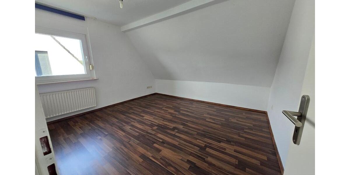 Einfamilienhaus Meerbusch Kierst - 6 Zimmer, 141 m&sup2;, 765.000&euro; | Angebot:27535003