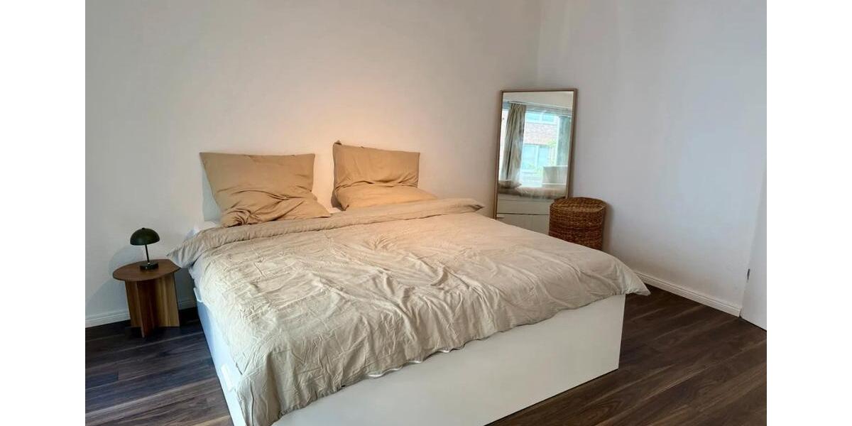 Etagenwohnung Düsseldorf Stadtbezirk 3 - 2 Zimmer, 60 m&sup2;, 1.900&euro; | Angebot:27541082