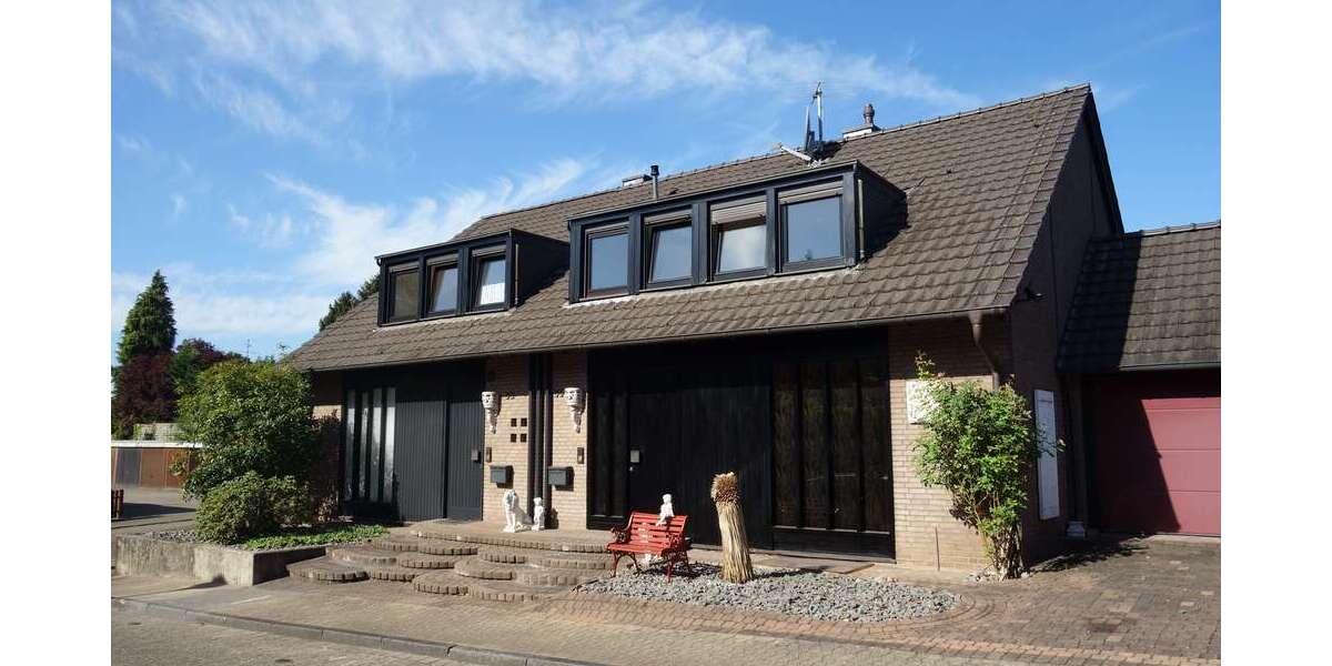 Einfamilienhaus Düsseldorf Knittkuhl - 7 Zimmer, 237 m&sup2;, 900.000&euro; | Angebot:27091562