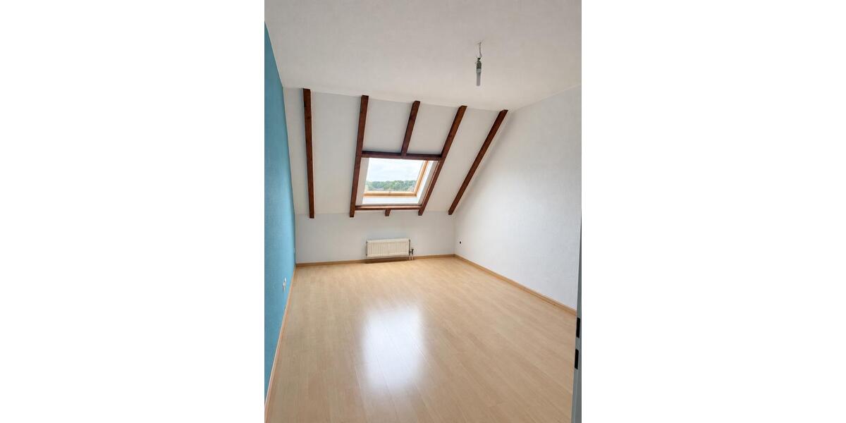 Dachgeschoßwohnung Erkrath - 3 Zimmer, 76 m&sup2;, 980&euro; | Angebot:27551832
