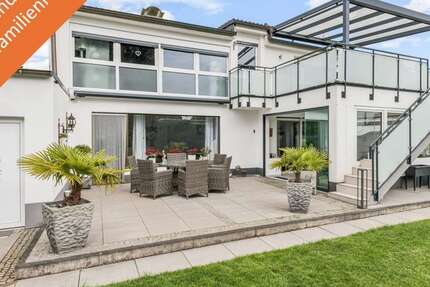 Haus Moers - 7 Zimmer, 220 m&sup2;, 732.000&euro; | Angebot:26762115