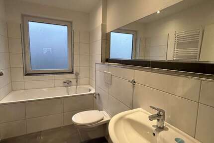 Wohnung Duisburg Wanheimerort - 2 Zimmer, 51 m&sup2;, 435&euro; | Angebot:27554569