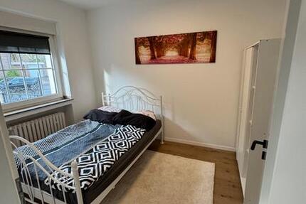 Wohnung Mönchengladbach Ost - 2 Zimmer, 48 m&sup2;, 1.100&euro; | Angebot:27539516