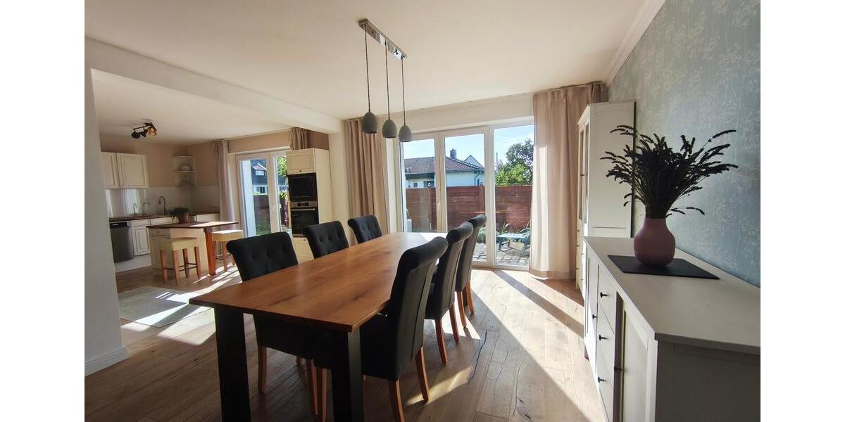 Einfamilienhaus Mönchengladbach West - 7 Zimmer, 217 m&sup2;, 630.000&euro; | Angebot:27512698