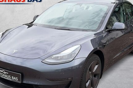 Tesla Model 3 76.100 km 30.250 &euro; Kaarst 41564