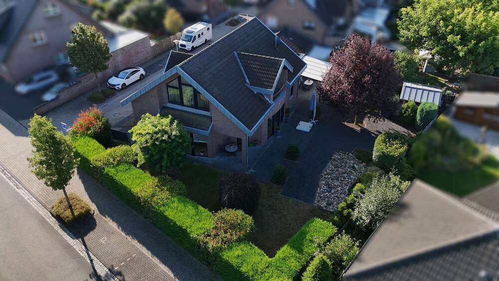 Einfamilienhaus Jüchen - 5 Zimmer, 171 m&sup2;, 595.000&euro; | Angebot:27527330