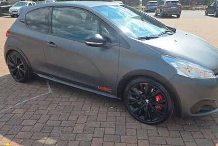 Peugeot 208 140.000 km 8.900 &euro; Langenfeld 40764